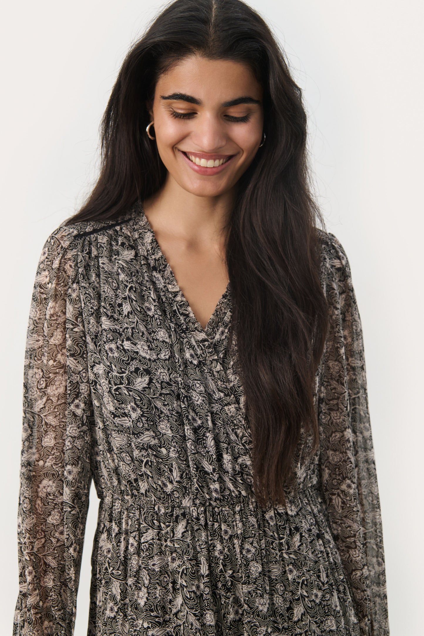 Munya Dress Black Leaf Print