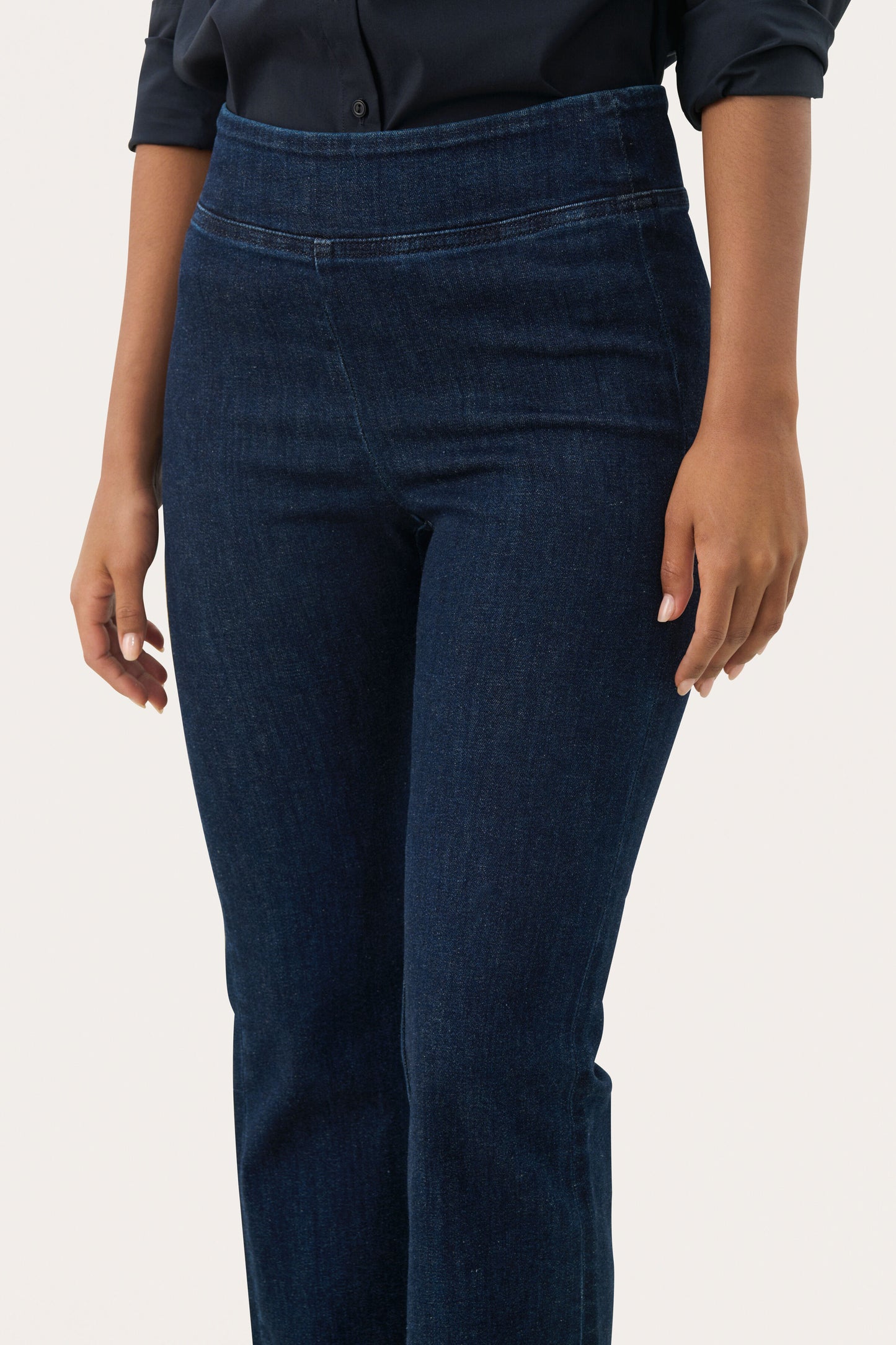 Nikela Pants Dark Blue Denim