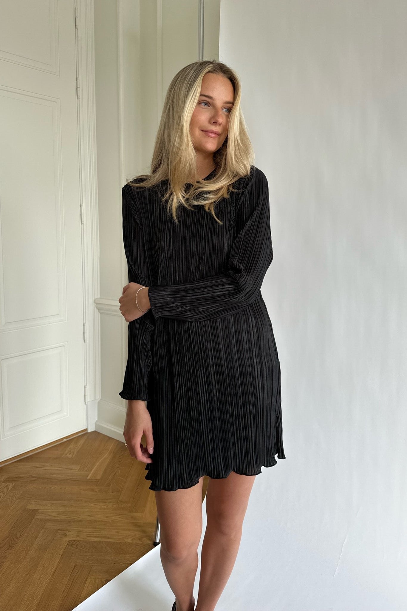 Kelly Plissé dress Black