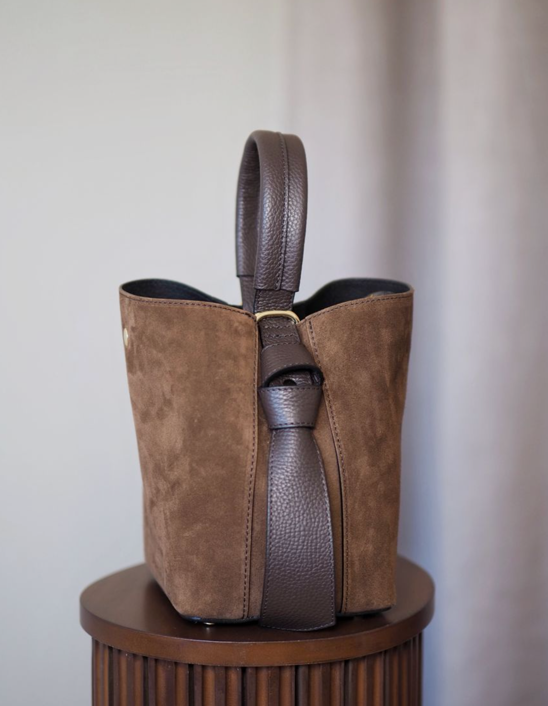 Bucket Bag Semsket Mellombrun