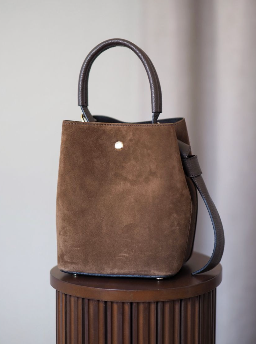 Bucket Bag Semsket Mellombrun