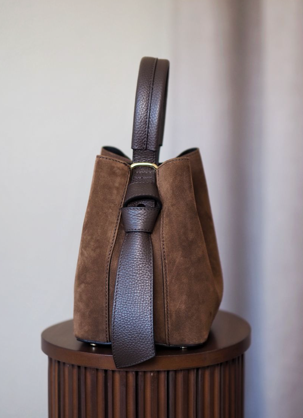 Bucket Bag Semsket Mellombrun