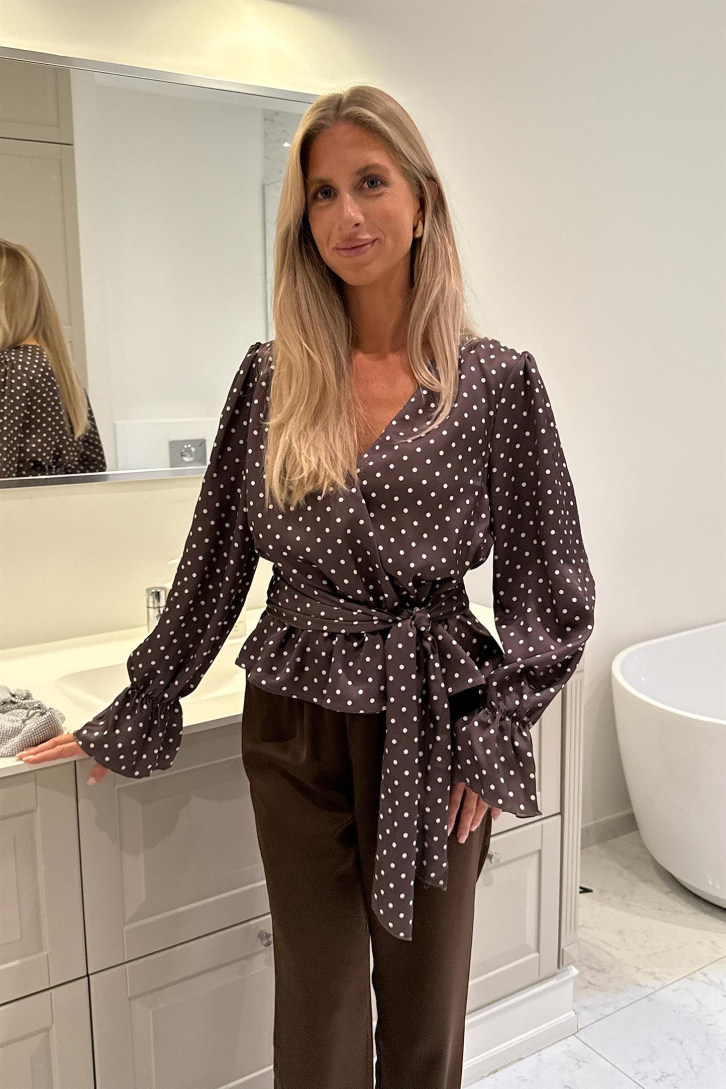 Freya Shirt PREORDER Brown W Dots