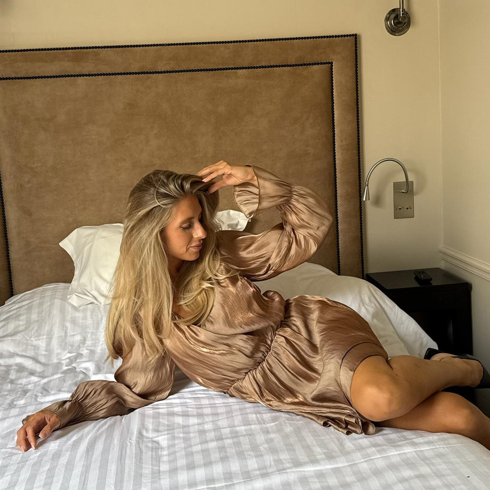 
                      
                        Freya Dress PREORDER Light Brown
                      
                    