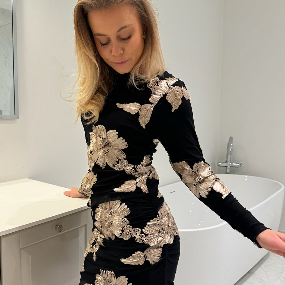 
                      
                        Maja Mesh Dress Black Beige Flower
                      
                    