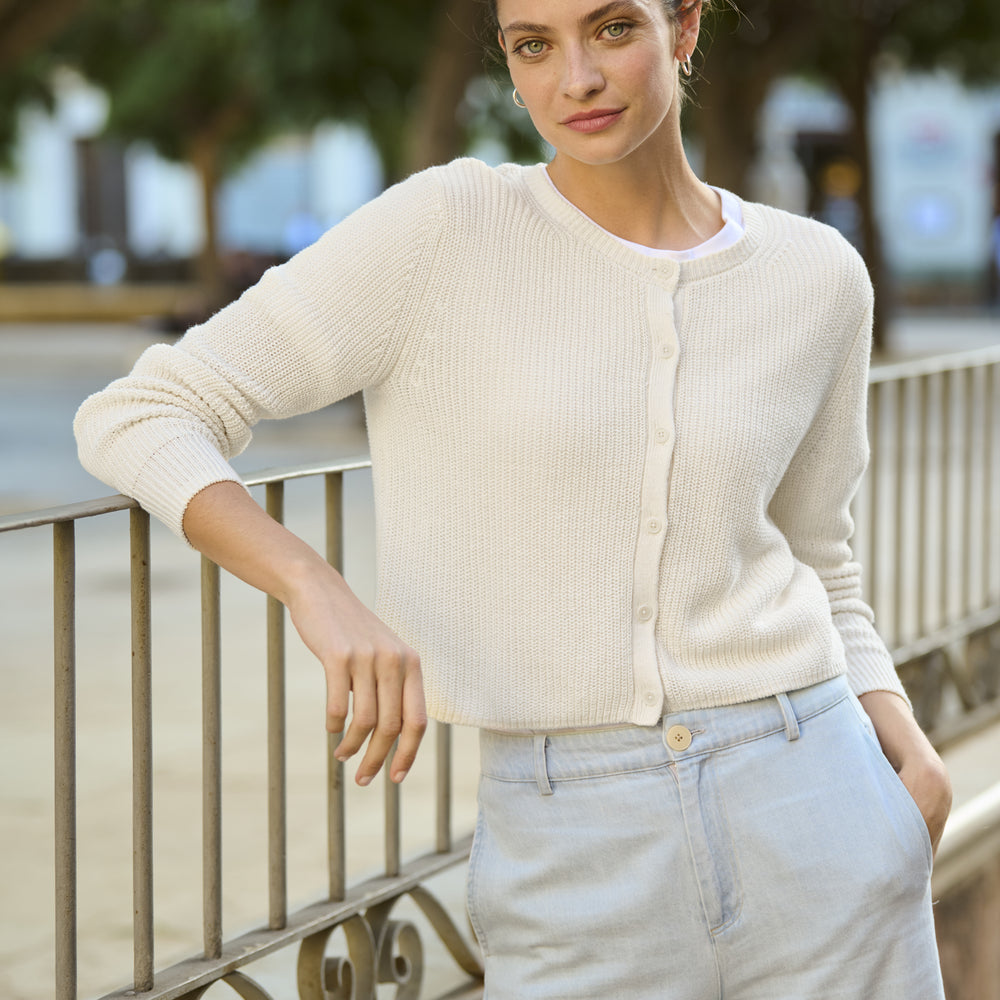 
                      
                        Gigia Cardigan Eggnog
                      
                    