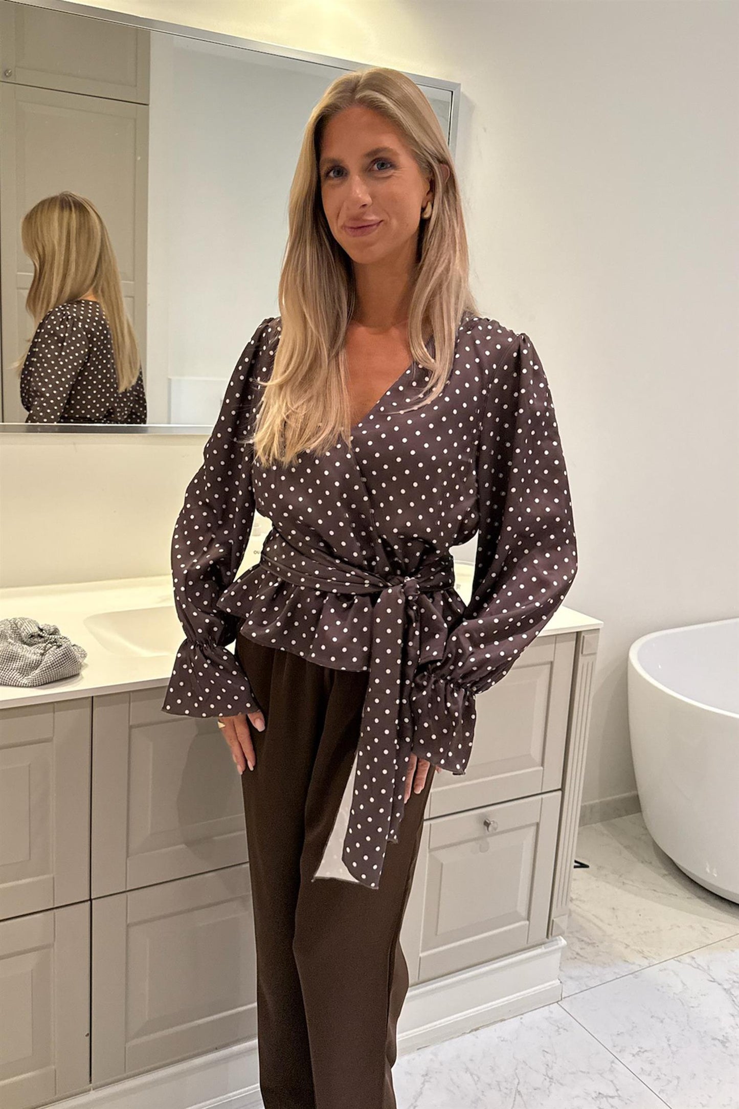 Freya Shirt PREORDER Brown W Dots