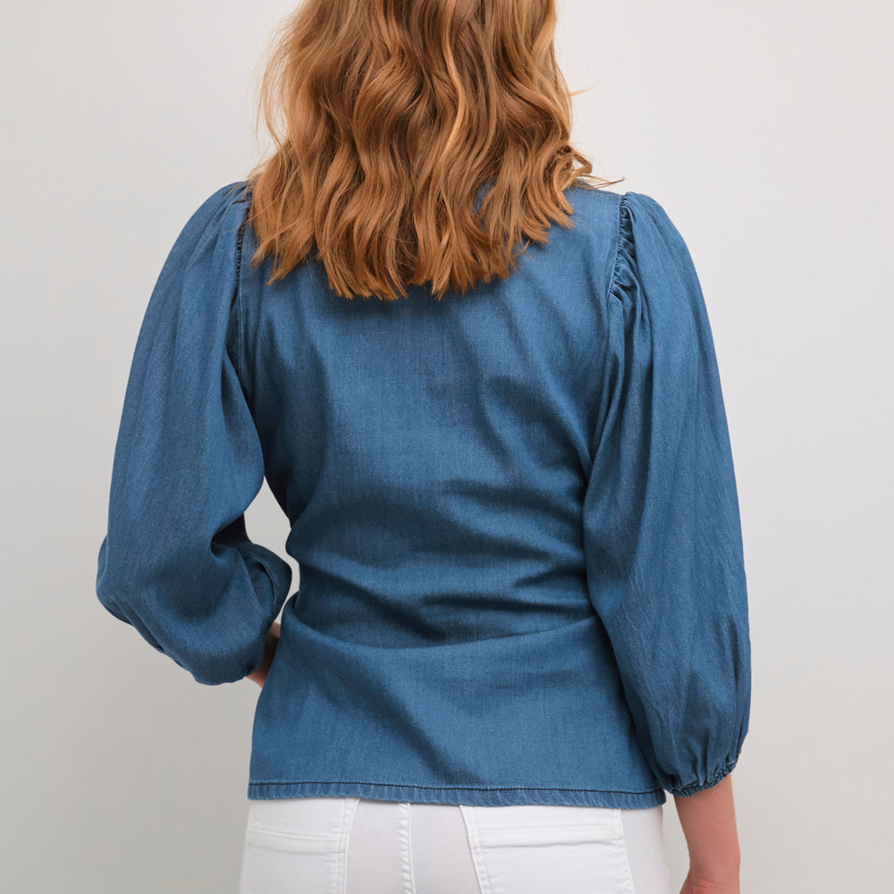 
                      
                        Arpa Blouse Dark Blue Washed
                      
                    