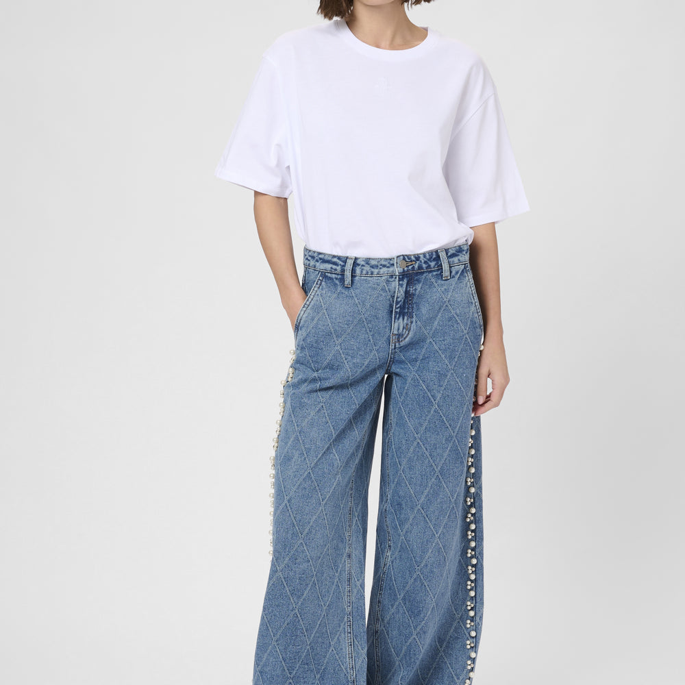 
                      
                        Alys Jeans Light Blue Wash
                      
                    