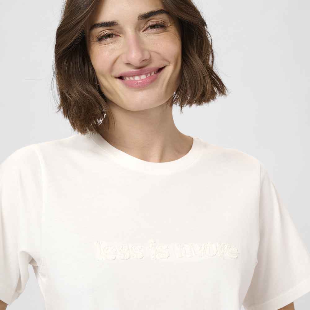 
                      
                        Noga Amora Tee Spring Gardenia
                      
                    