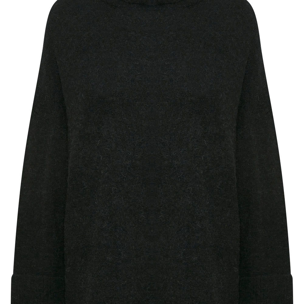 
                      
                        Leah Pullover Black
                      
                    