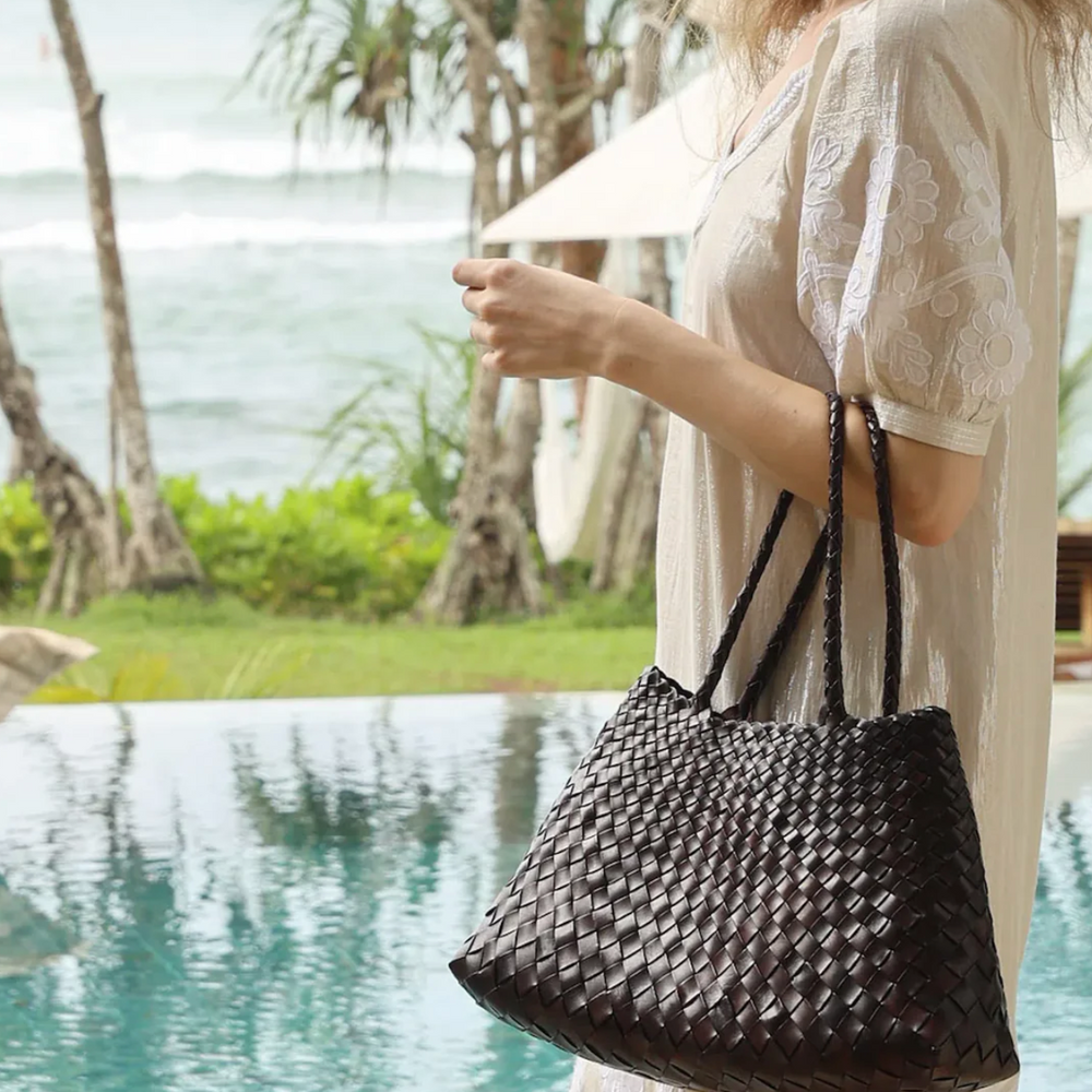 
                      
                        Santa Croce Bag Big Dark Brown
                      
                    