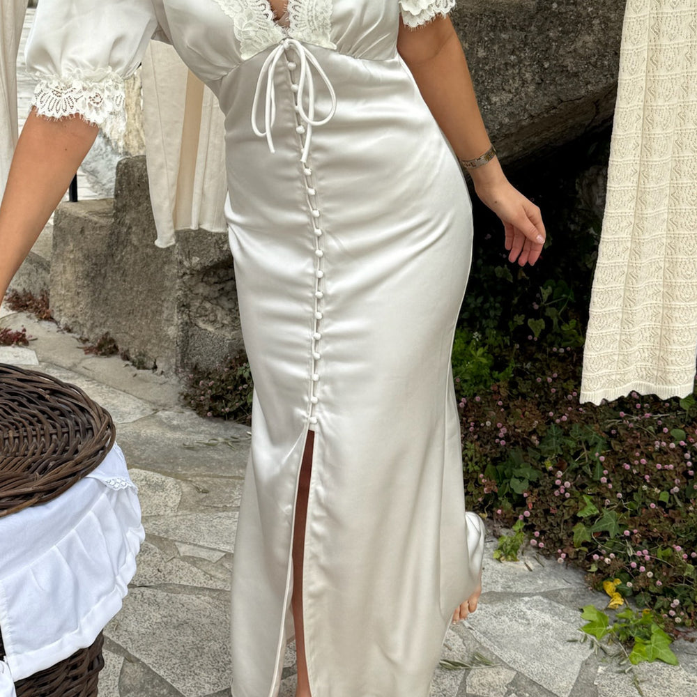 
                      
                        Agnete Long Dress PREORDER Off-White
                      
                    