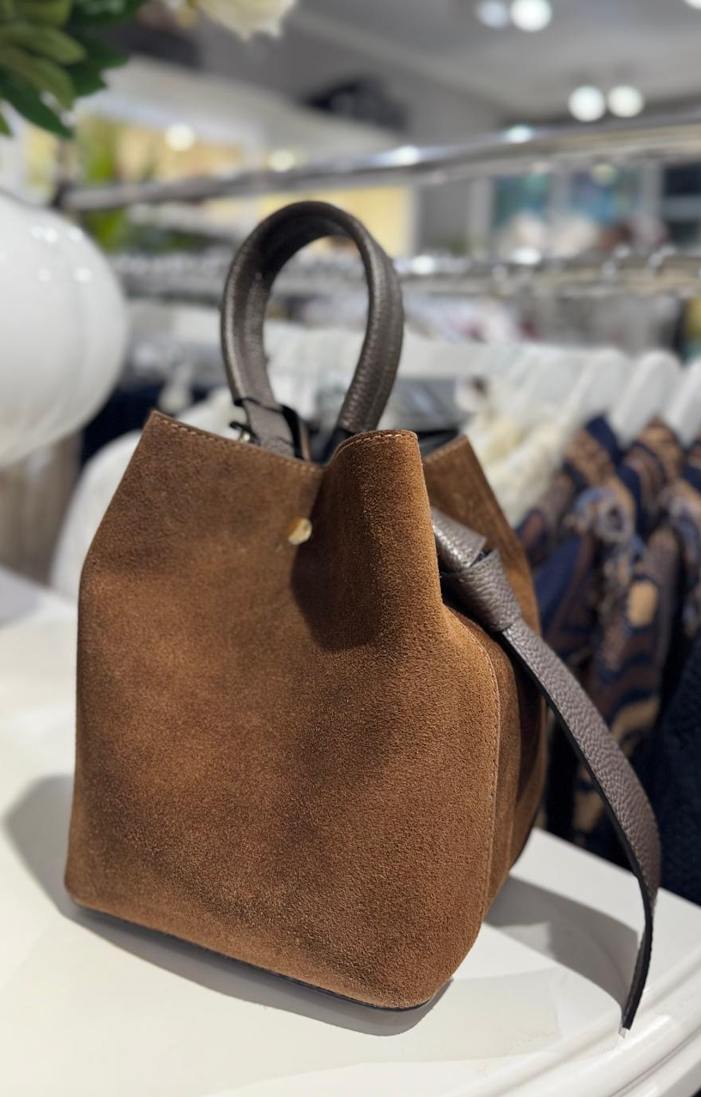 Bucket Bag Semsket Mellombrun