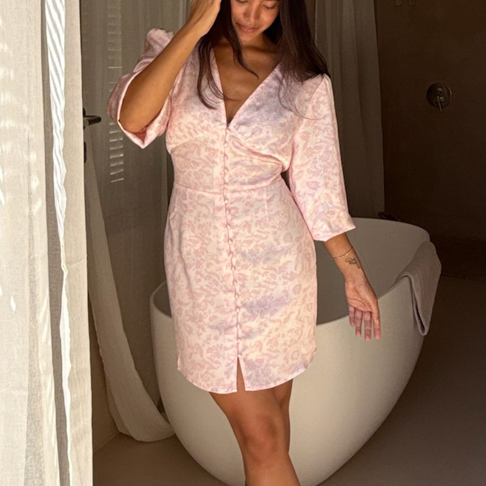 
                      
                        Addy Dress PREORDER Light Pink Flower
                      
                    