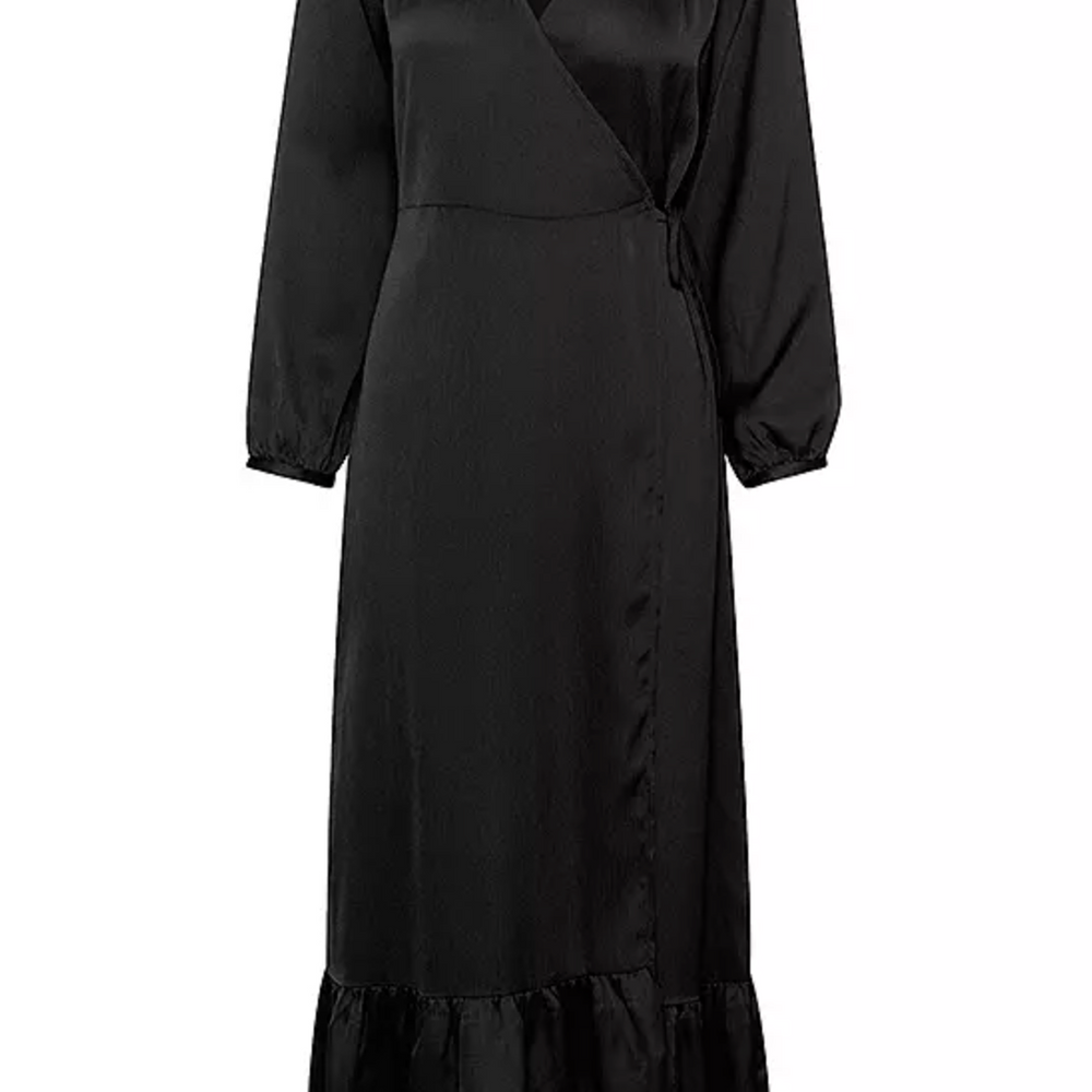 Loana Wrap Dress Maxi Black