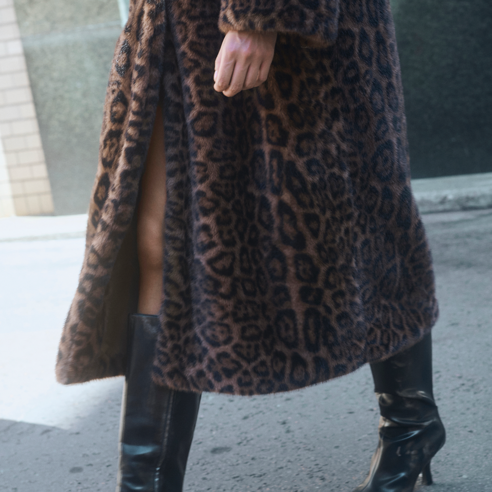 
                      
                        Tira Fur Coat Brown Leopard
                      
                    