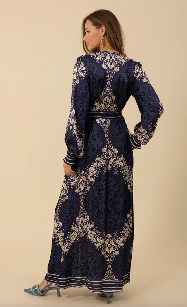 
                      
                        Sierra Dress Navy
                      
                    