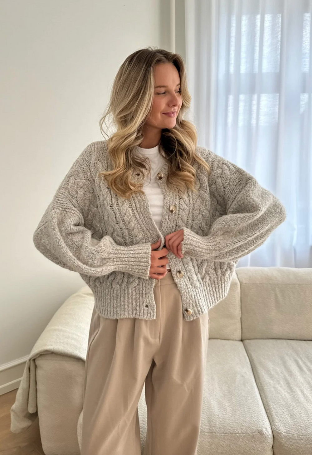 Ella Cardigan Light Greige