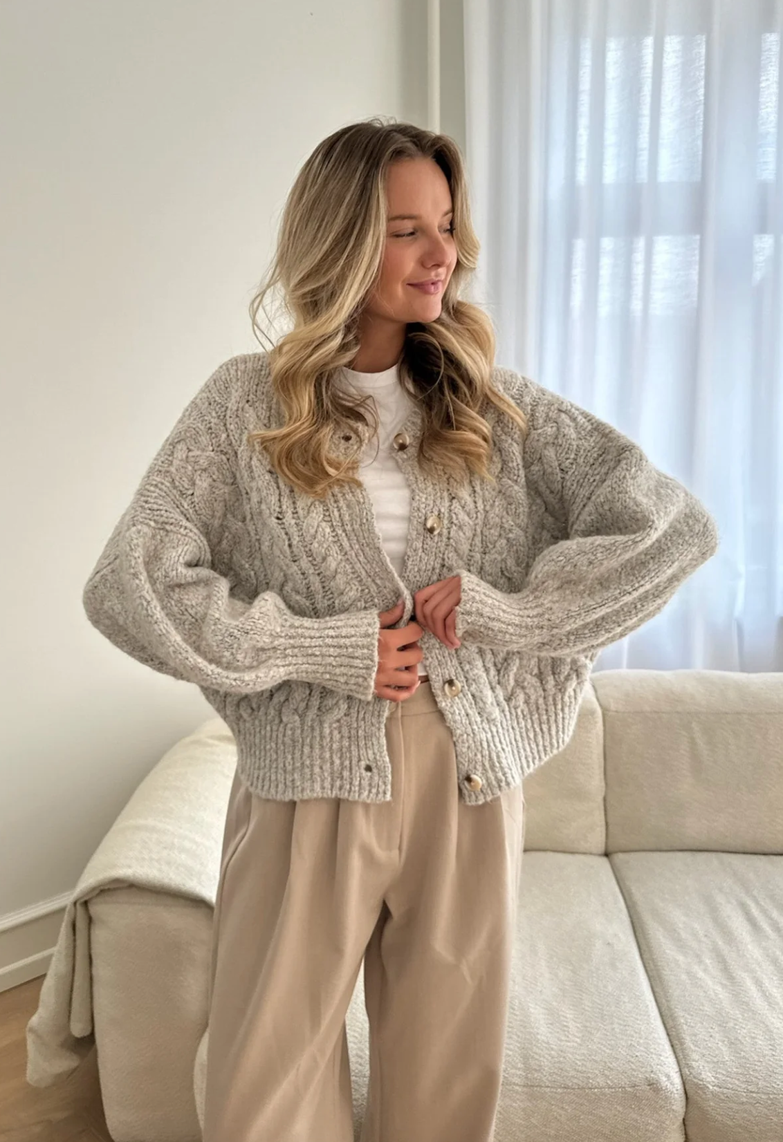 Ella Cardigan Light Greige