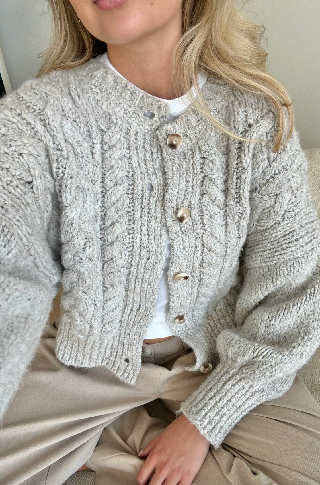 Ella Cardigan Light Greige