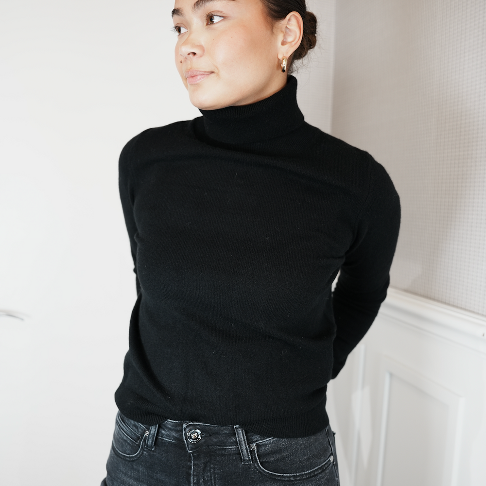 Laurene Roll Neck Noir