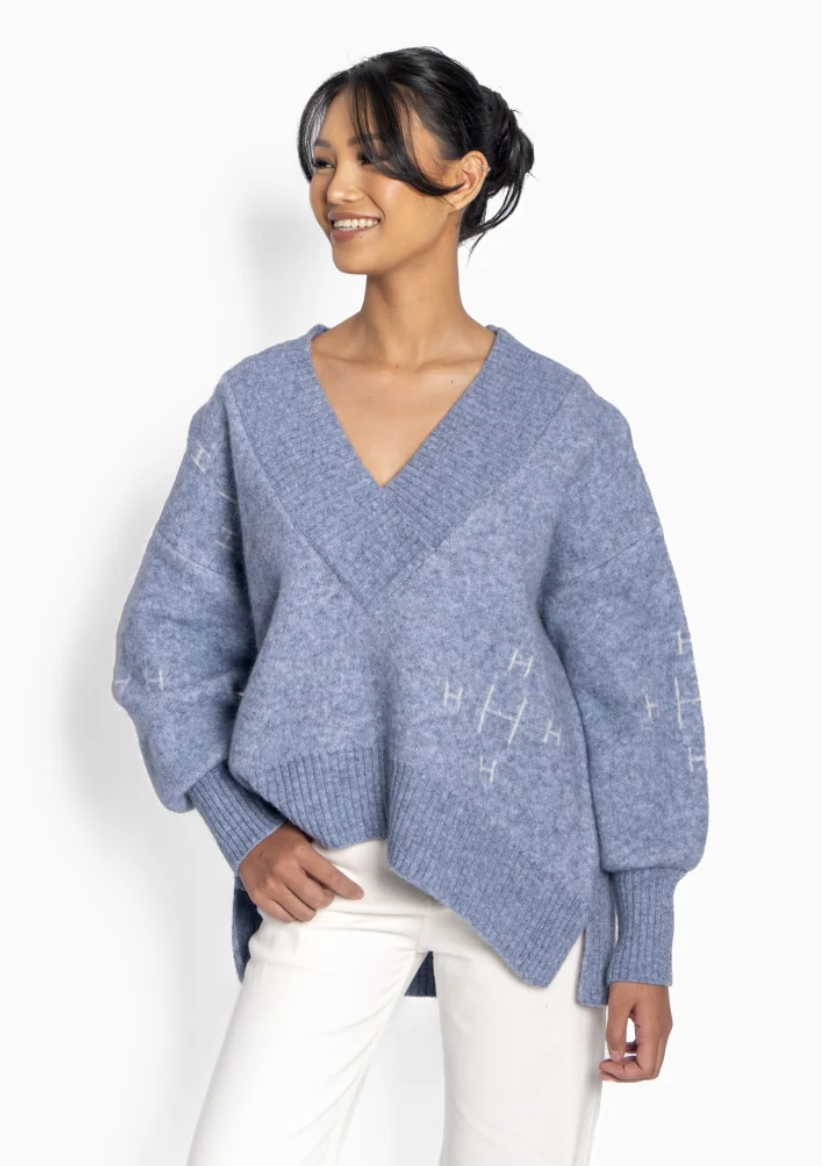 Fam V-neck sweater Faded Denim