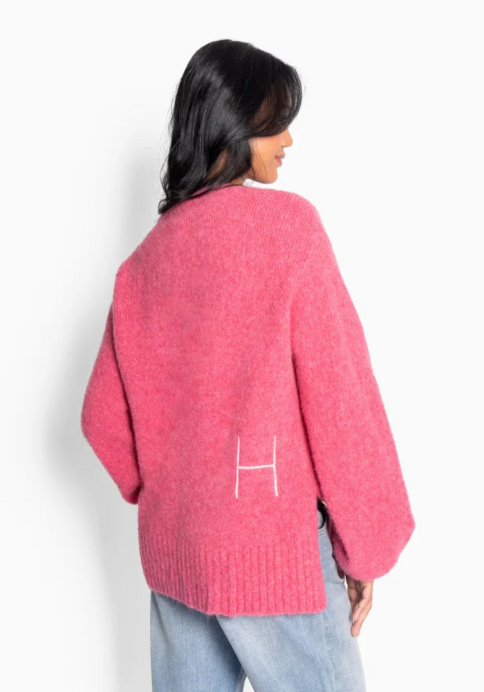 
                      
                        Sofie V-neck Sweater Chateau Rose
                      
                    