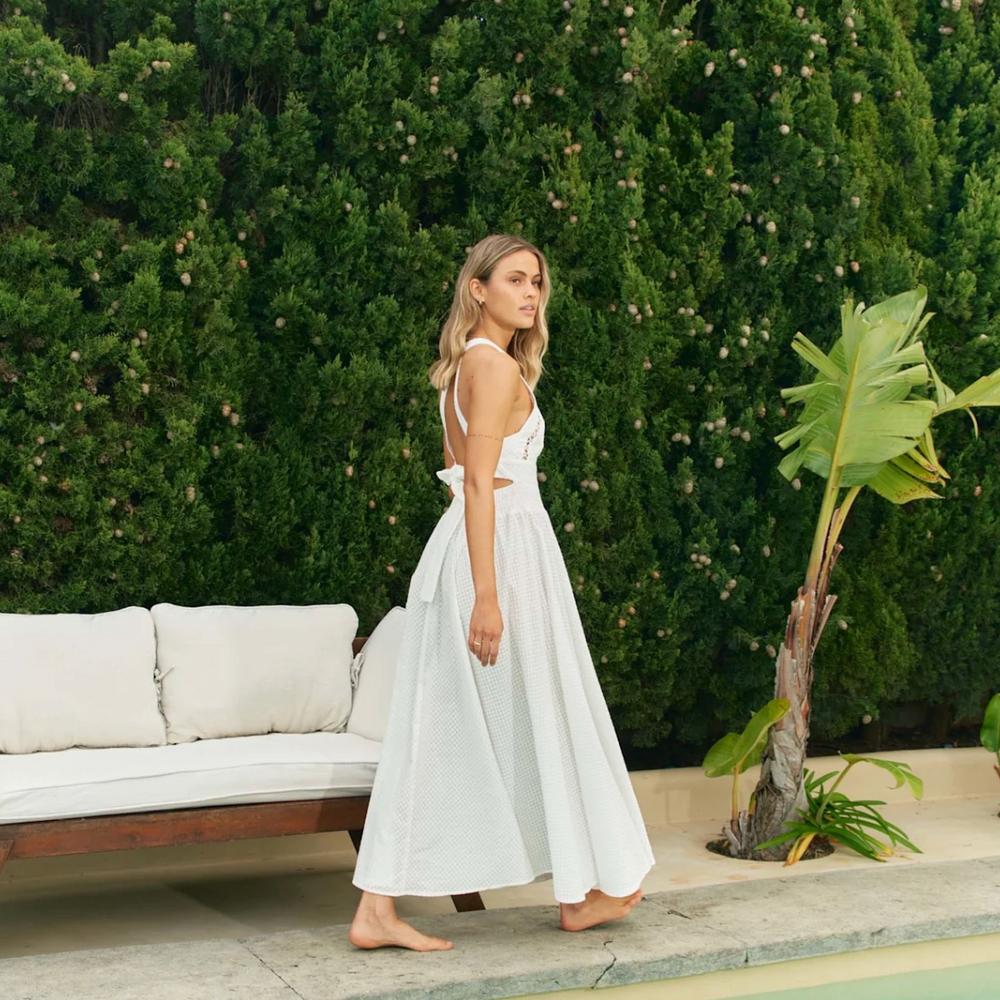 
                      
                        White Mirage Endless Summer Maxi
                      
                    