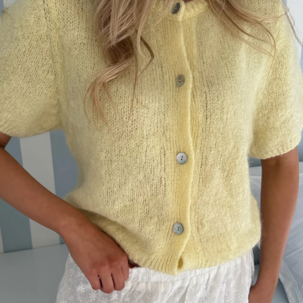 
                      
                        Ida Short Sleeve Cardigan Yellow
                      
                    