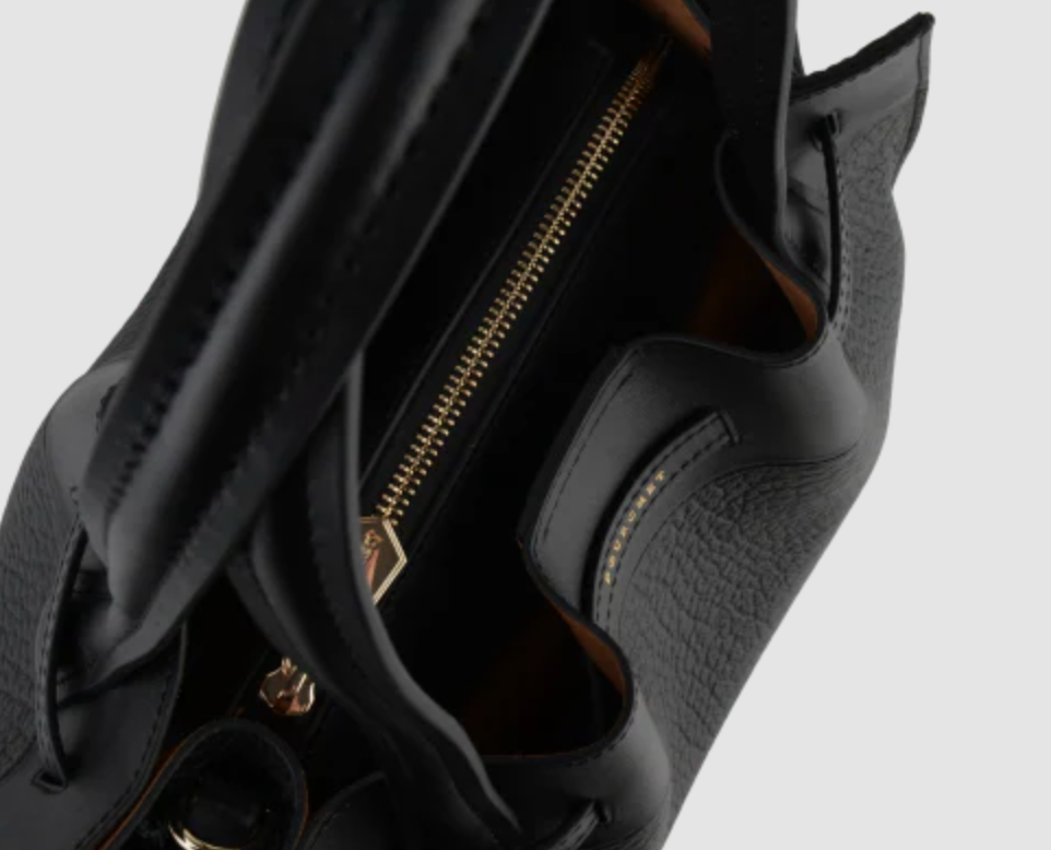 
                      
                        Blossom MEDIUM Black
                      
                    