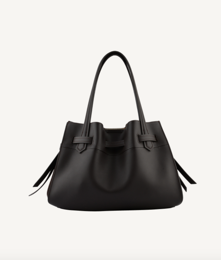 
                      
                        Blossom Semsket MEDIUM PREORDER Brown
                      
                    
