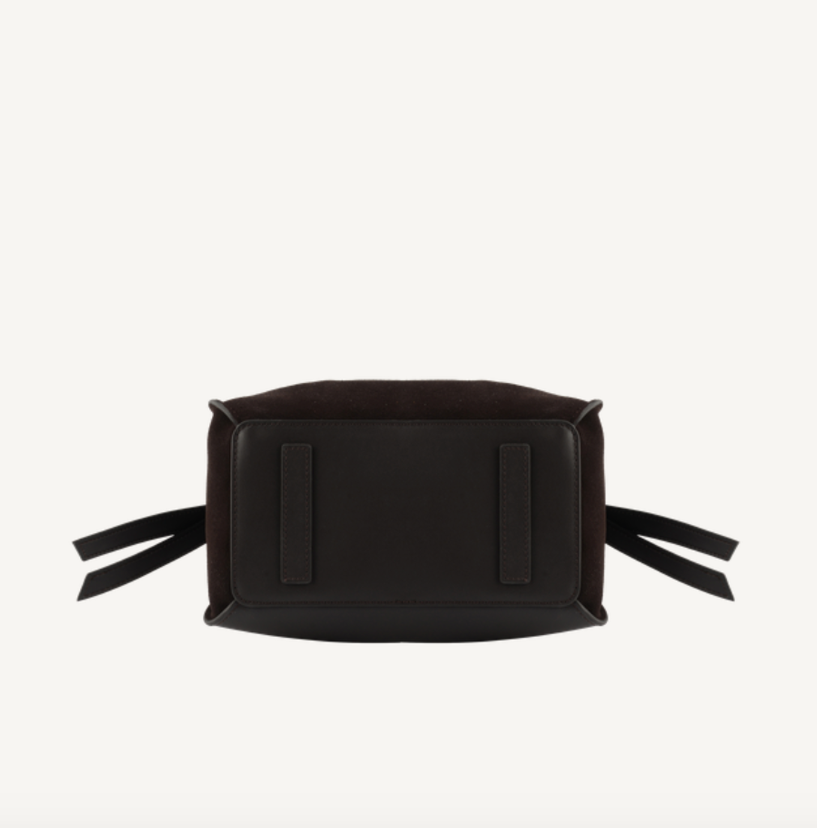 
                      
                        Blossom Semsket SMALL PREORDER Brown
                      
                    