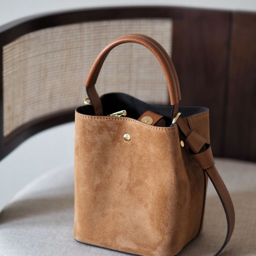 
                      
                        Bucket Bag Semsket Cognac
                      
                    