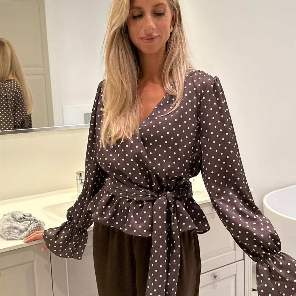 
                      
                        Freya Shirt PREORDER Brown W Dots
                      
                    