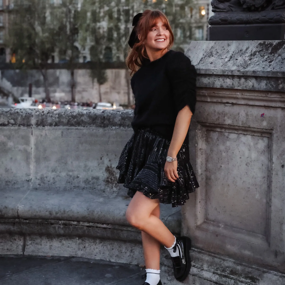 
                      
                        Fluffy Tee Knit Black
                      
                    