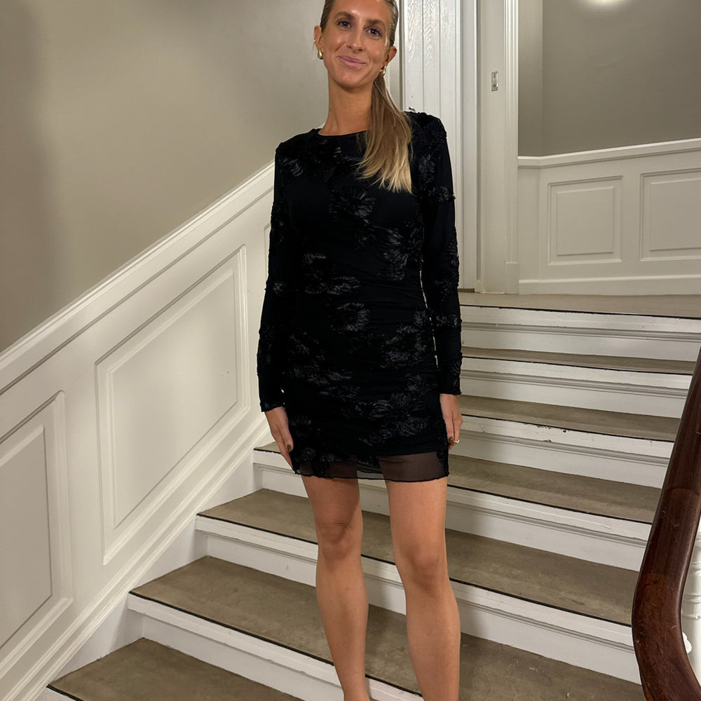 Maja Mesh Dress Black Flower